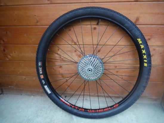 Roues artisanales VTT ZTR Crest Hope Pro 2 EVO Noir (2)