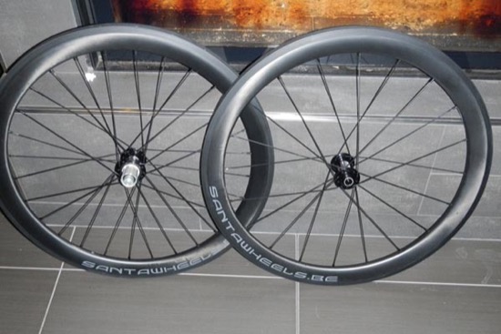 Roue route carbone 700x25c Tubular - 50mm, moyeux Hope Mono RS, rayons Sapim CX Ray Black